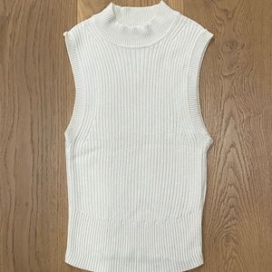 Women's Abercrombie & Fitch White Mock Neck Sleeveless Sweater